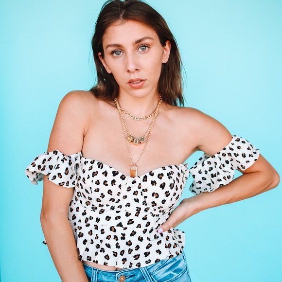 Off the shoulder top - Picture 1 of 6